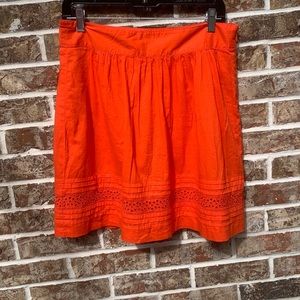 Loft skirt with eyelet detail